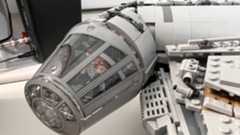 Lego Star Wars UCS Millennium Falcon 75192_Close up of cockpit