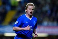 Damien Duff playing for Chelsea in 2003
