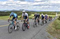 Guillaume Boivin follows Hugo Houle