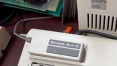 A photograph of the Microsoft Mach 10&#039;s turbo switch.