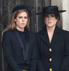 Princess Beatrice and Princess Eugenie wearing black outfits at Queen Elizabeth's funeral