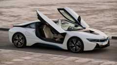 La BMW i8 di Maradona è all'asta