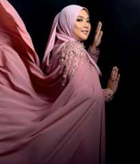 Pengasas Hijab By Hanami Ini Tak Menyesal Tinggal Dunia Akademik Demi Bantu Wanita Kaya & Berjaya