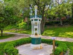 deer park spring in congress park