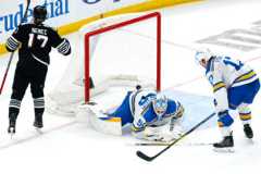 HOKEJ  NHL: New Jersey - St. Louis