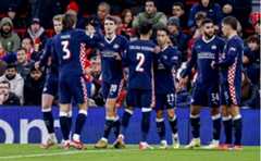 Liverpool'a sahasında PSV şoku!