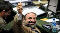 تغییر موضع 180 درجه‌ای رسایی درباره فیلترینگ را ببینید