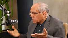 به این دلیل رابطه‌مان با شرق به جایی نمی‌رسد