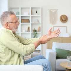 Chaque année, des millions de personnes perdent peu à peu le contrôle de leurs mouvements à cause de Parkinson. Une étude de l'université Johns-Hopkins de Baltimore, révèle qu’un médicament anticancéreux pourrait ralentir la progression de cette maladie neurodégénérative. © Pixel-Shot, Adobe Stock