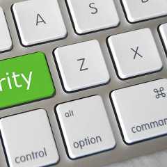 La faille zero-day est une vulnérabilité informatique qui n’est pas encore connue ou non corrigée. Outre l’exploitation malveillante qu’elle peut entraîner, elle fait aussi l’objet d’une exploitation commerciale. © GotCredit, Flickr, CC by 2.0