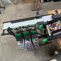 La machine à trier de LegoSpencer, qui peut fonctionner avec plusieurs centaines de bacs de tri. © LegoSpenser