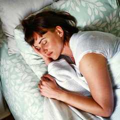 Cancer : deux symptômes nocturnes méconnus à détecter tôt. © PeopleImage, iStock