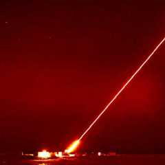 Le DragonFire refait parler de lui en abattant des drones volant à vitesse élevée. © UK Navy