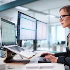 Découvrez les éléments indispensables pour un ordinateur portable « prêt pour demain ». ©&nbsp;Andrey Popov, Adobe Stock