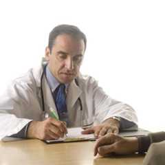 Un examen bien accepté s'il est bien expliqué. © carmeta, Fotolia