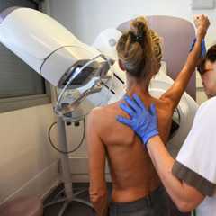 Le cancer du sein a été le plus fréquemment diagnostiqué lors des trois décennies. © ANNE-CHRISTINE POUJOULAT, AFP