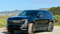2025 Cadillac Escalade IQ test drive review