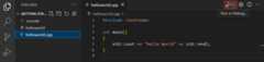 Screenshot of helloworld.cpp and play button