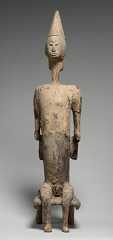 Jomogoni male figure