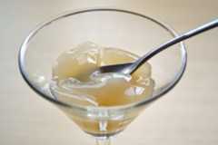 写真:大分アンテナショップの人気グルメ「すっぽんぜりー」とろりと軽やかな味わい