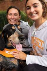 Admitted students to UT pose with Smokey. 