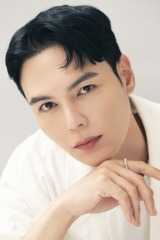 『韓国ドラマな恋がしたい』に出演するジヒョク 