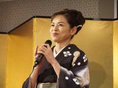 乳がん公表の石原詢子、詩吟披露「治療のため、少しの間レッスンはお休みをいただくことになります」 