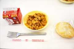 マカロニのあべかわ、せんべい、ぎゅうにゅうです!!!!