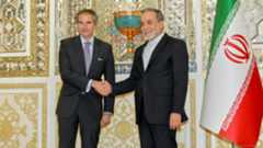 Foreign Minister Abbas Araghchi (R) receiving International Atomic Energy Agency (IAEA) Director-General Rafael Grossi (L) at the Foreign Ministry headquarters in Tehran on Apr. 16, 2025. (AFP)