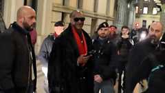 Snoop Dogg arriva alla Scala di Milano: «I love it»