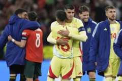 Morata, consolado por sus compañeros
