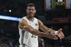 Tavares, durante el partido contra el Baskonia.