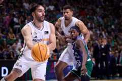 Campazzo, en el Carpena ante Unicaja.