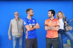 Borja y Cristian Mayoral, en el centro, junto a sus padres José Luis y María Isabel.