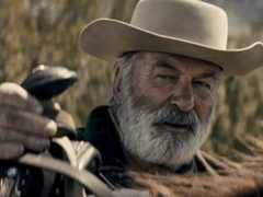 Alec Baldwin en Dos forajidos (Rust)