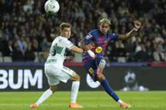 Lamine Yamal en su partido contra el Elche de Liga