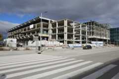El inacabado Centro Acuático, junto al estadio Metropolitano.