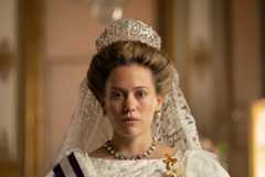 Kimberly Tell da vida a Ena en la serie de La 1.