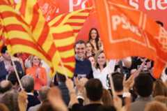 Pedro Sánchez con Pilar Alegría en Zaragoza.