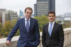 Borja García-Egotxeaga, CEO de Neinor Homes, y Jordi Argemí, consejero delegado adjunto y director financiero.