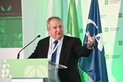 Jordi Hereu, ministro de Industria y Turismo, en el acto de colocación de la primera piedra de la gigafactoría de Stellantis.