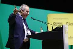 El ministro de Industria, Jordi Hereu, durante su intervención en el XXIV Congreso de Directivos de la Fundación CEDE (Confederación Española de Directivos y Ejecutivos), este jueves en Zaragoza.