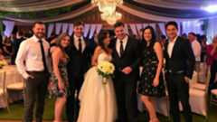 eu-sparc.net | Comment accessoiriser une tenue année 80 pour un mariage ?