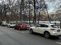 Парковки в Москве будут бесплатными 3 и 4 ноября