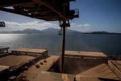 PARANAGUA, PR, BRASIL, 06-09-2018: Navio é carregado com soja no porto APPA (Administração dos Portos de Paranaguá e Antonina). O porto fica ao lado do Terminal de Contêineres Paranaguá (TCP), em Paranaguá, no estado do Paraná. (Foto: Eduardo Anizelli/ Folhapress, FSP-SUPLEMENTOS-ESPECIAIS) ***EXCLUSIVO***