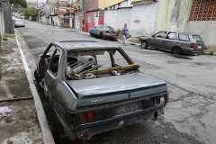 CARROS ABANDONADOS NA ZONA OESTE