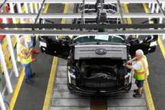 Vendas de carros elétricos de luxo caem nos EUA após fim de subsídios