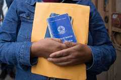 Fila de emprego em feirão de vagas