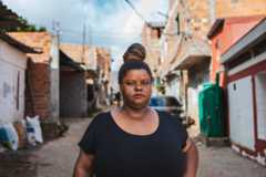 Mães negras e pobres enfrentam fome e obesidade para nutrir famílias