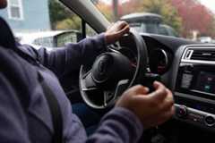 Em sinal de pressão no orçamento, americanos de baixa renda atrasam parcelas de financiamento de carros